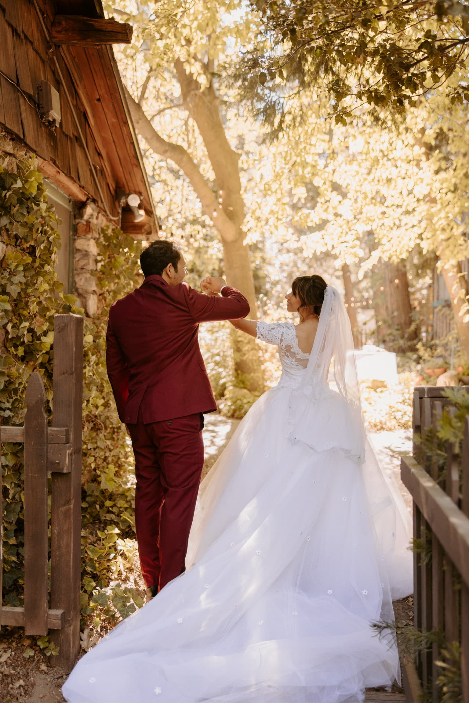 A couple photographed at Willow Woods Park — photograph 13