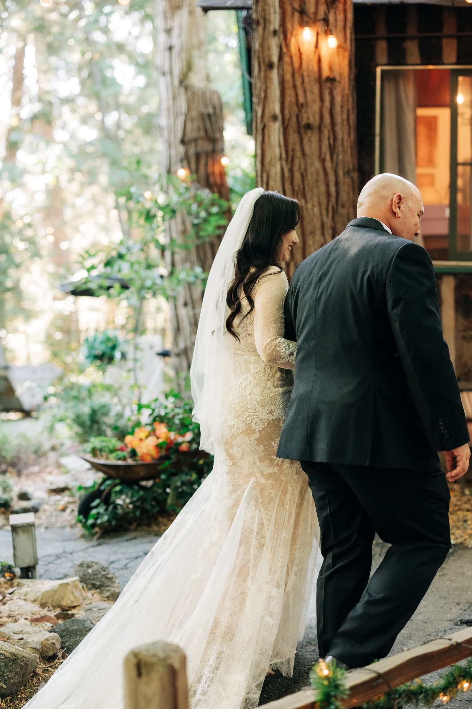 A couple photographed at Willow Woods Park — photograph 21
