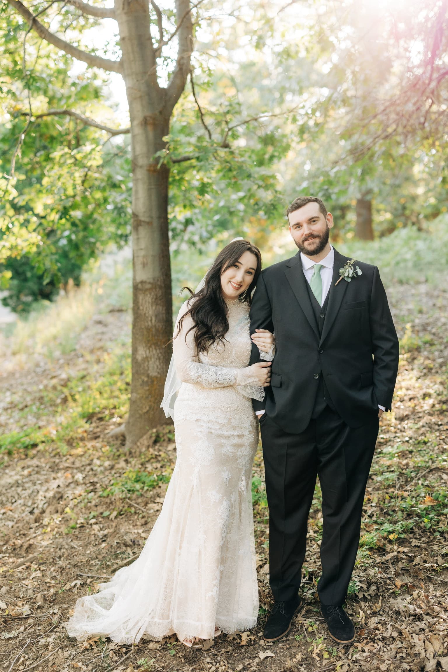 A couple photographed at Willow Woods Park — photograph 24